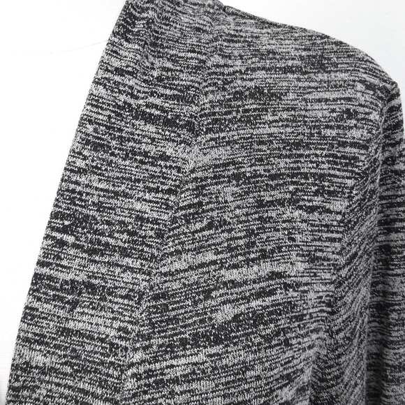 NWOT Halston Black & White Space Dyed Lightweight Tie Front Cardigan Sweater - Picture 3 of 5